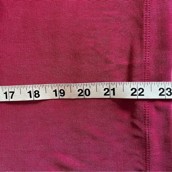 Chico's Travelers Hot Pink Knit Stretch Sleeveless Tank Scoop Neck Top Sz 3/XL - Picture 10 of 11